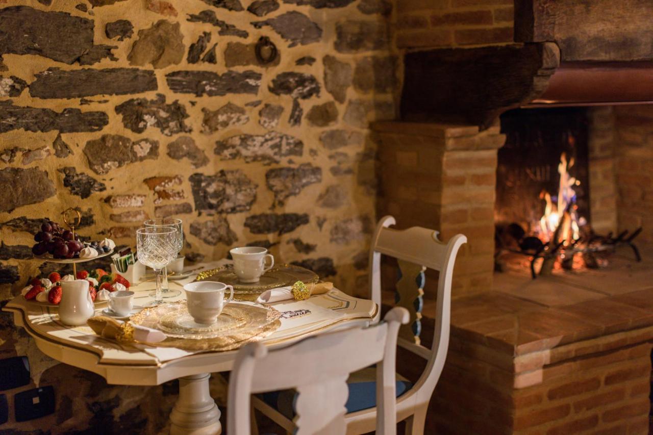 San Lazzo Luxury Room - Room & Personal Spa Castiglion Fiorentino Bagian luar foto